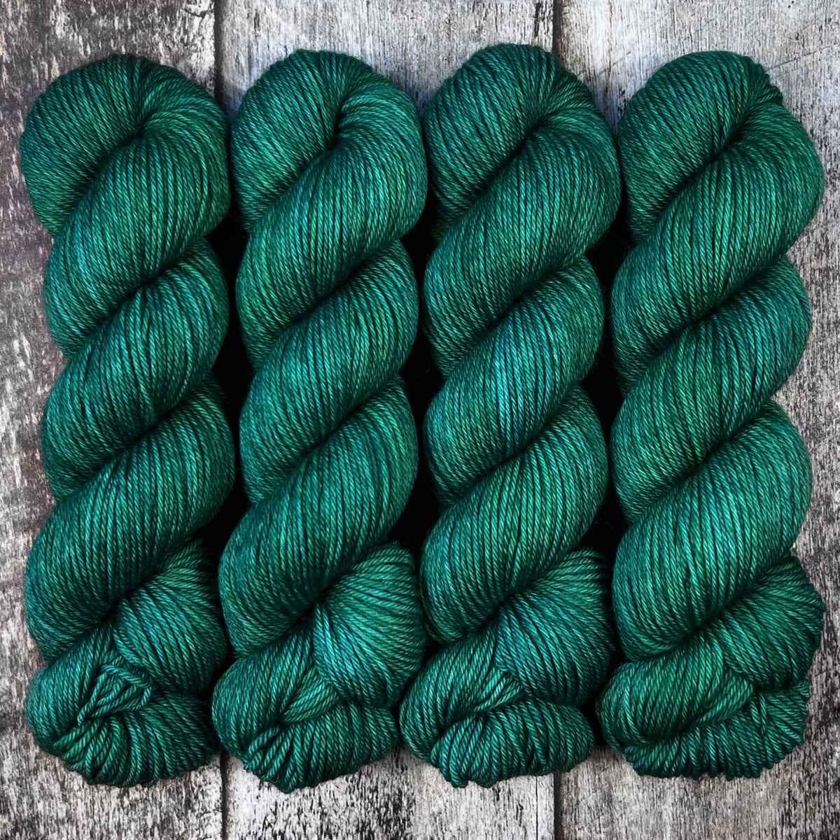 Jasper // Charlotte DK – Sugarplum Circus
