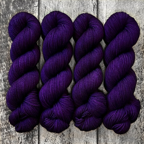 Star Violet // Charlotte Fingering