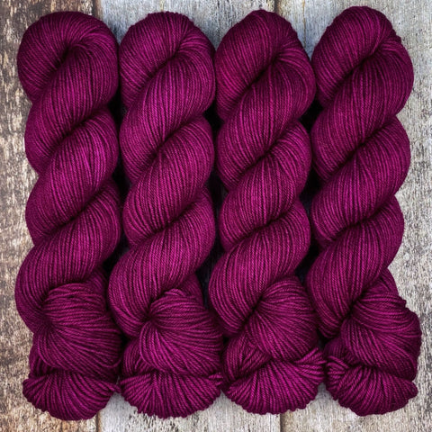 Dianthus // Sugarplum Worsted