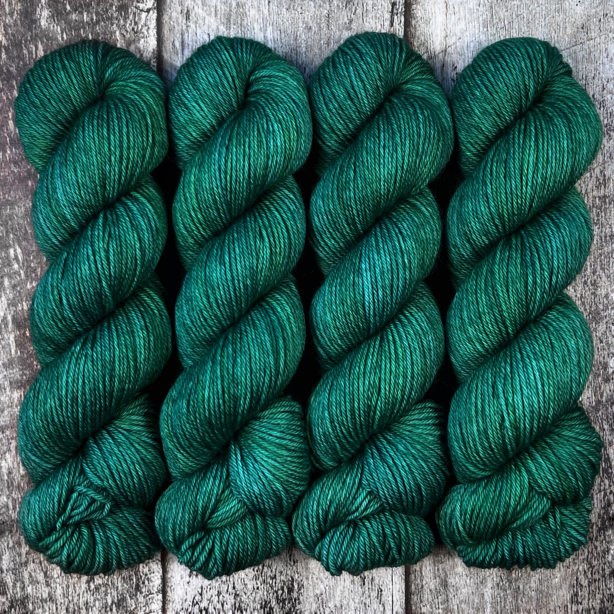 Jasper // Charlotte DK – Sugarplum Circus